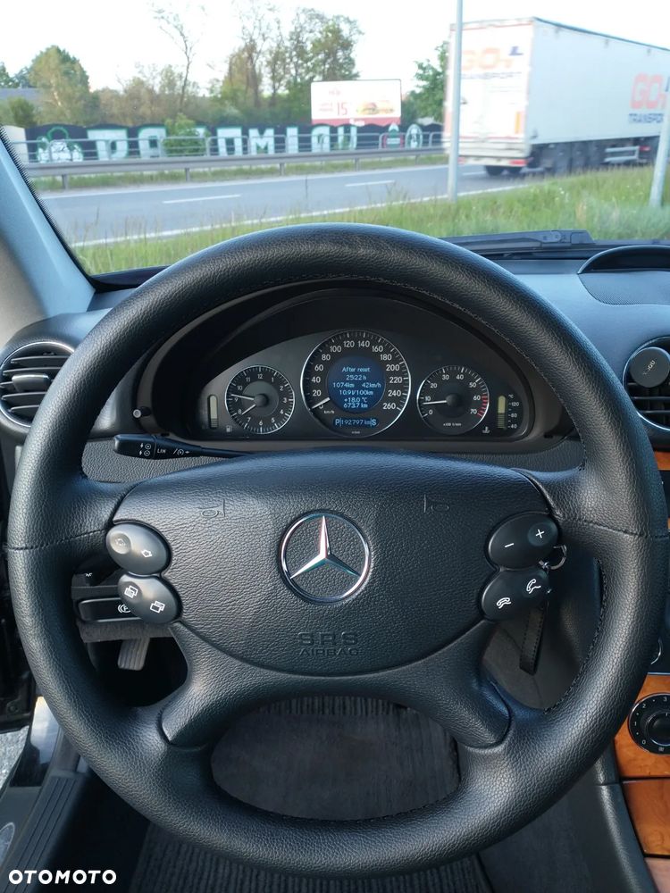 Mercedes-Benz CLK - 9