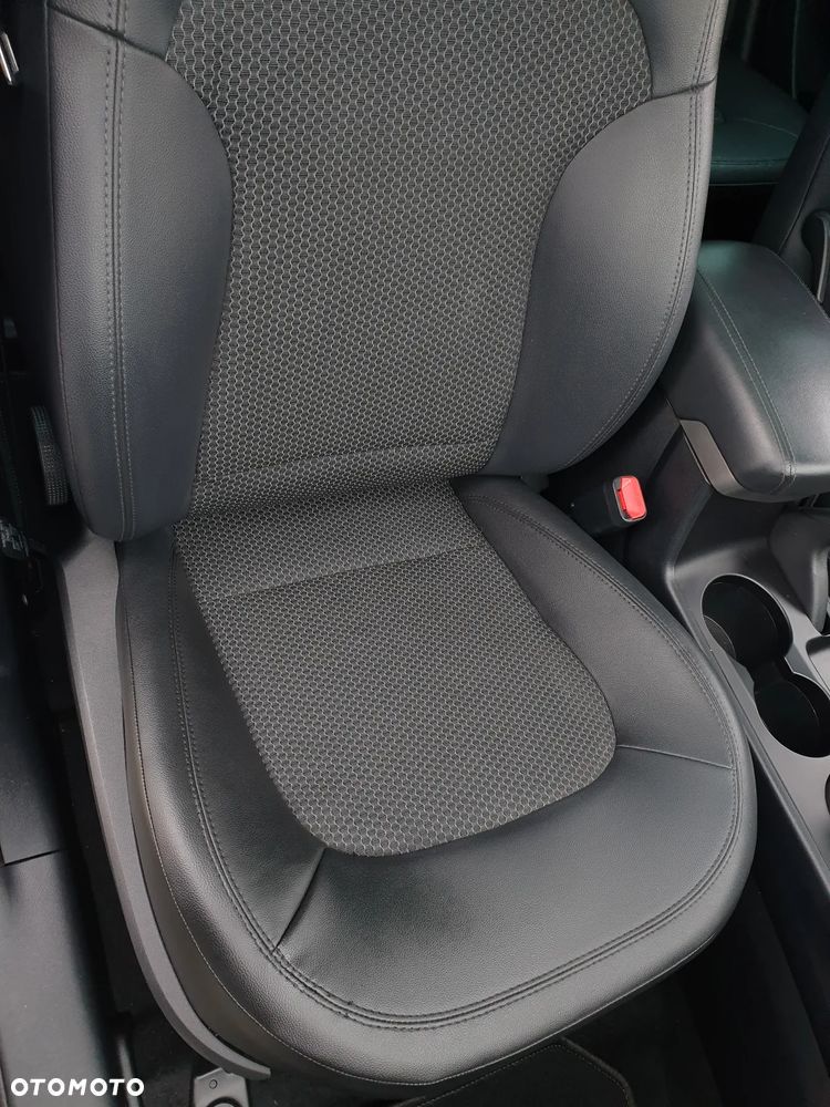 Hyundai ix35 1.6 GDI Premium 2WD - 32