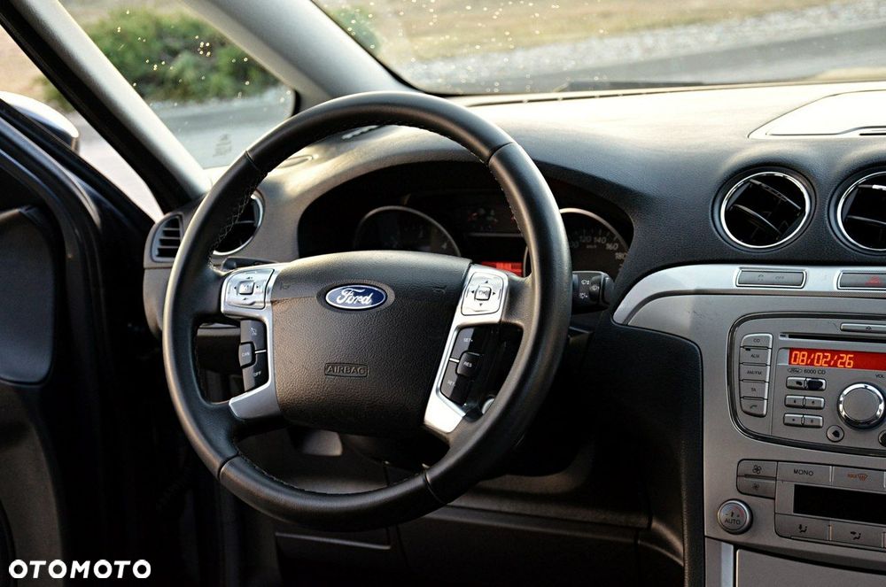 Ford S-Max - 22