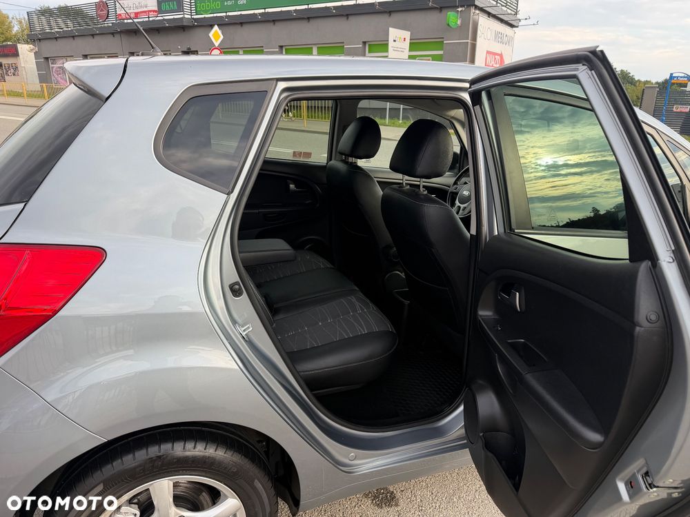 Kia Venga 1.6 Business Line - 18