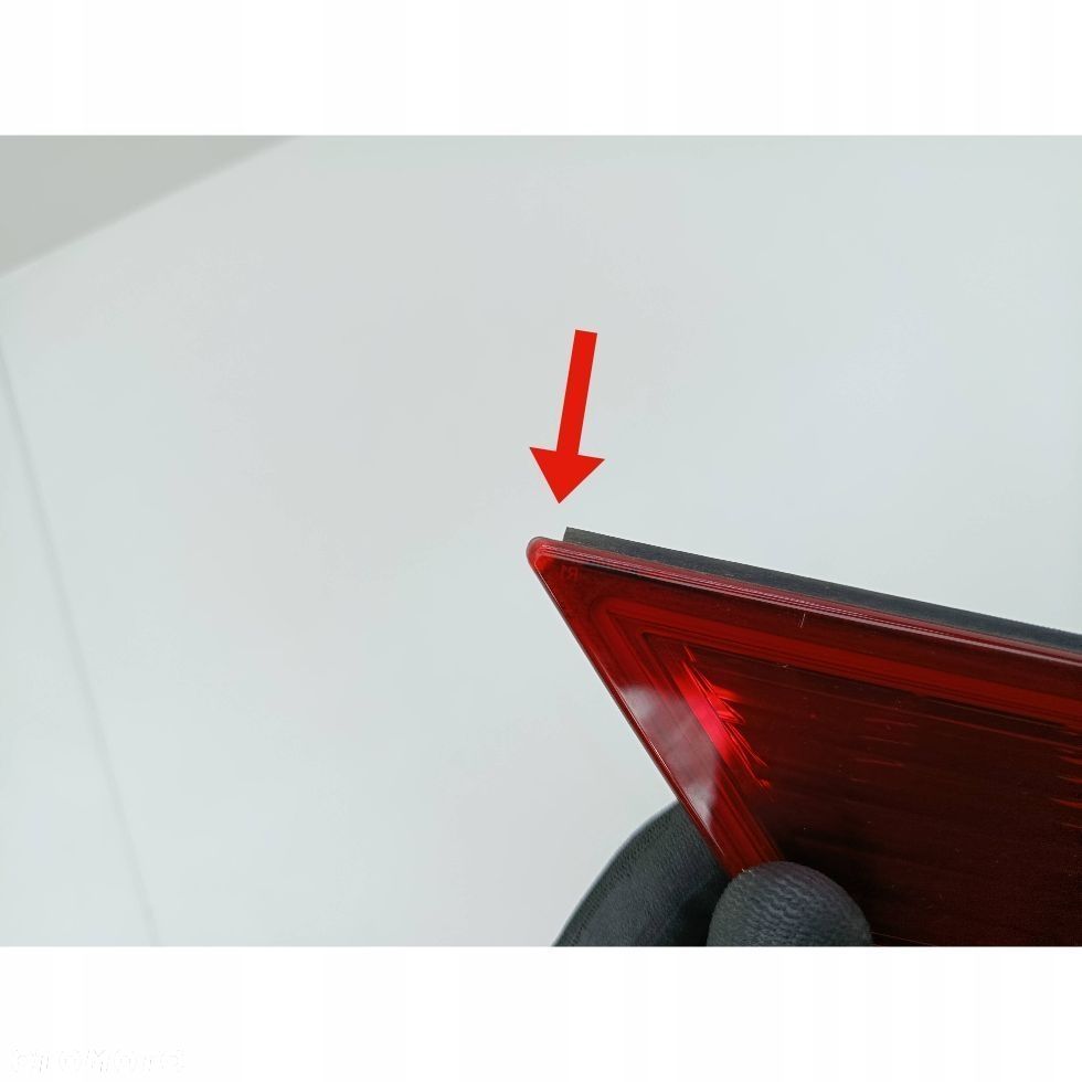 BMW X3 E83 LIFT LAMPA PRAWA TYŁ W KLAPĘ LED 7162214 - 7