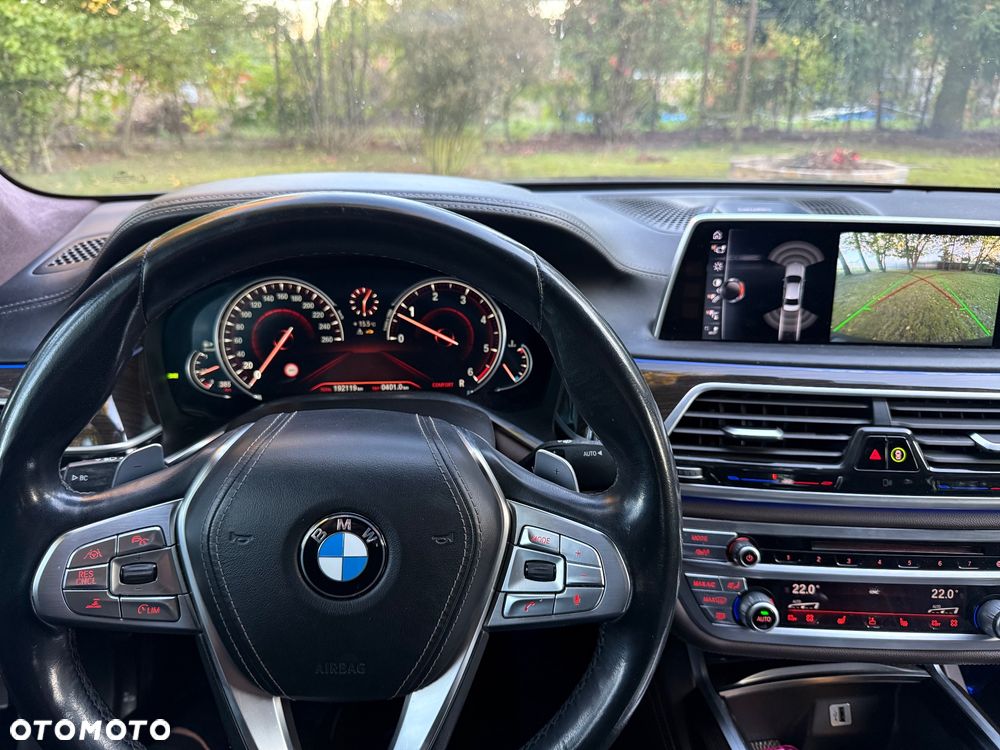 BMW Seria 7 730d xDrive - 31