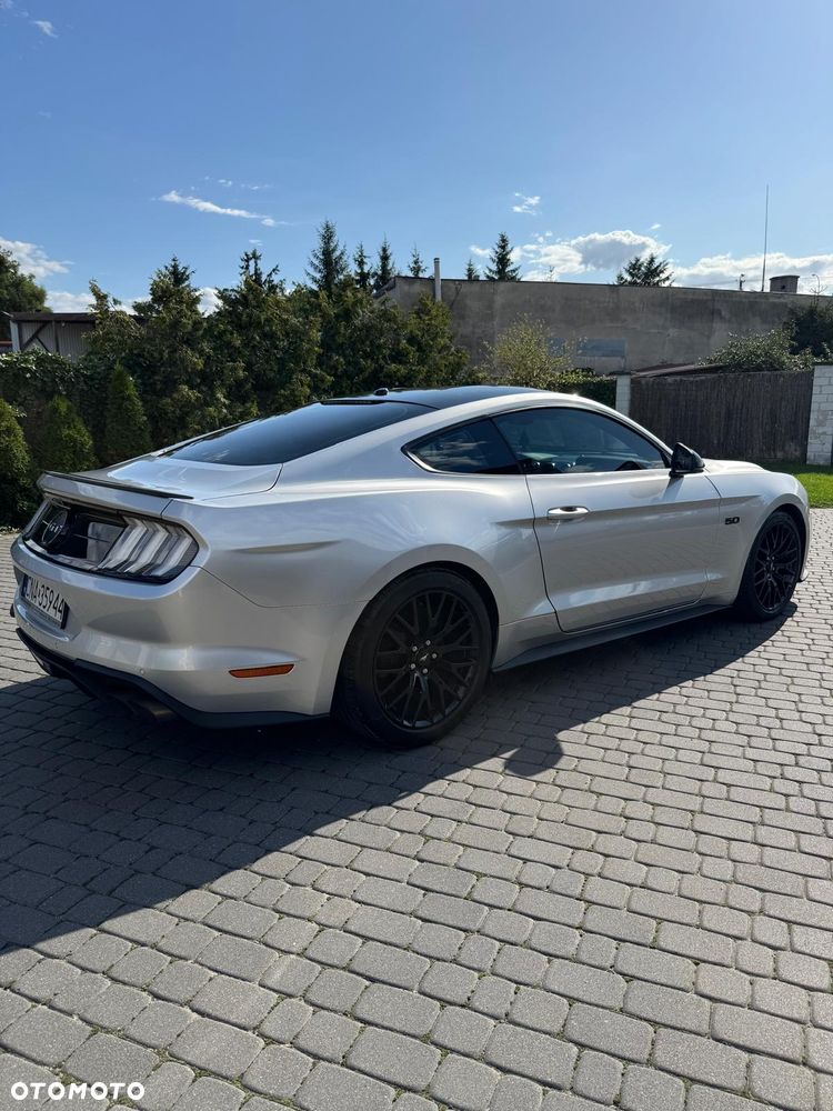 Ford Mustang - 26