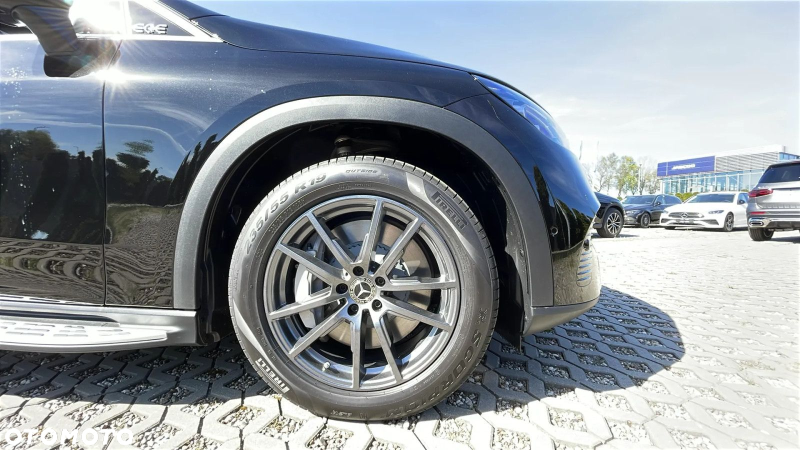 Mercedes-Benz EQE - 14
