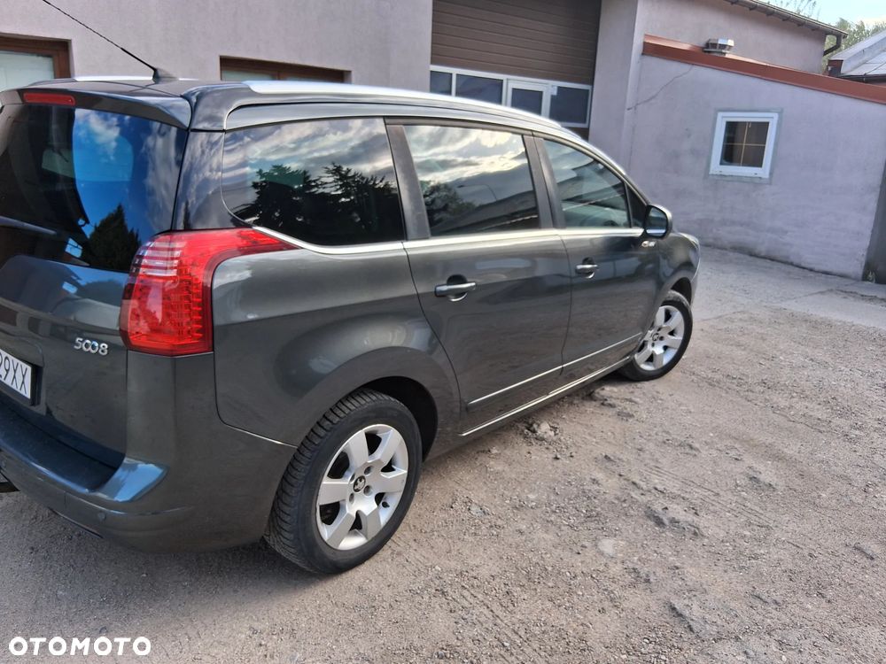 Peugeot 5008 1.6 HDi Access 7os - 12