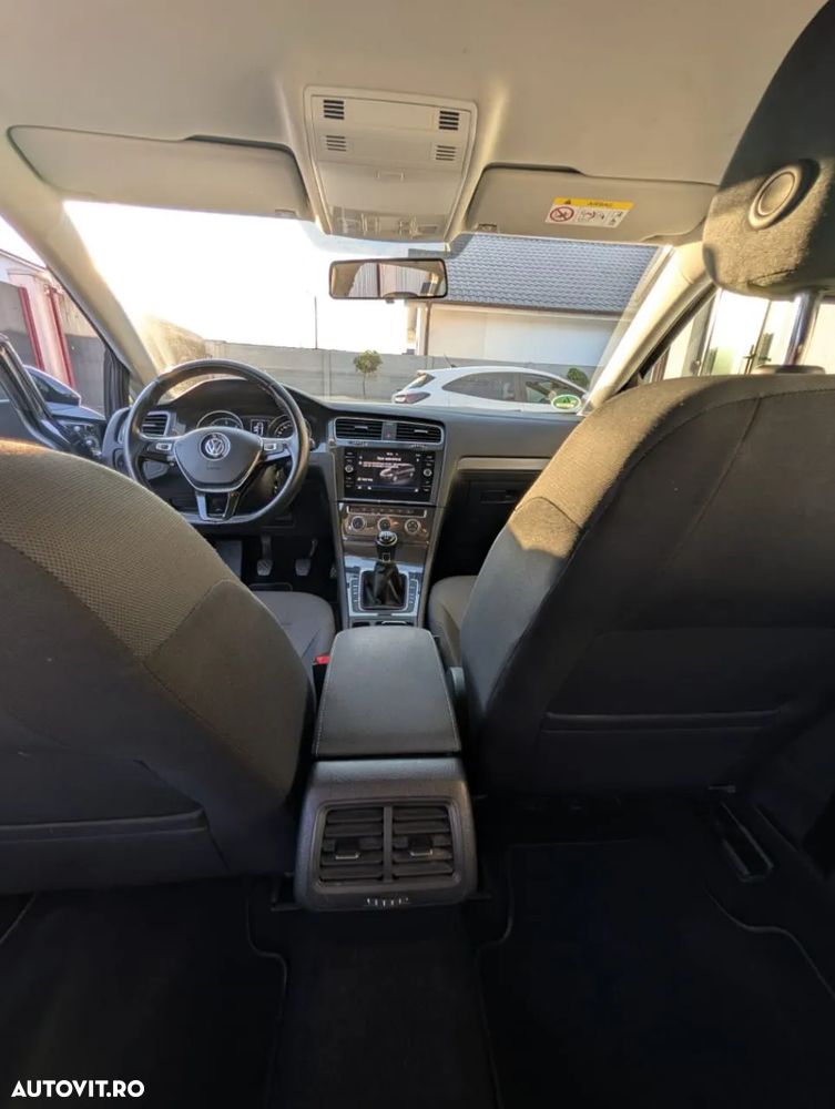 Volkswagen Golf 1.6 TDI (BlueMotion Technology) Comfortline - 13