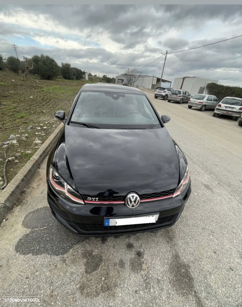 VW Golf 2.0 TSi GTi DSG Performance - 3
