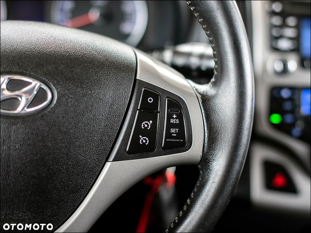 Hyundai i30 - 19