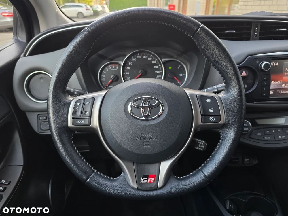 Toyota Yaris - 26