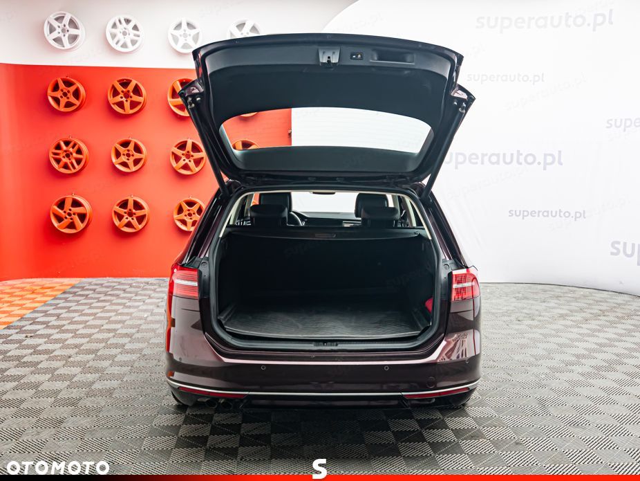 Volkswagen Passat 2.0 TDI BMT Highline - 27