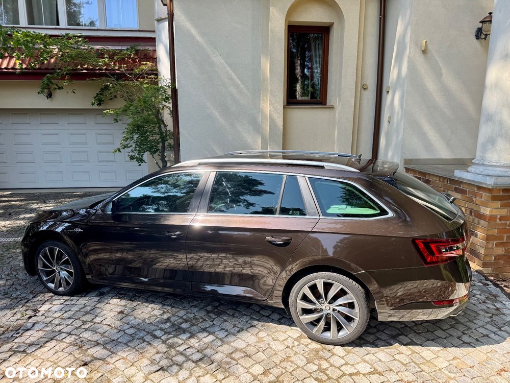 Skoda Superb 2.0 TSI 4x4 L&K DSG - 6