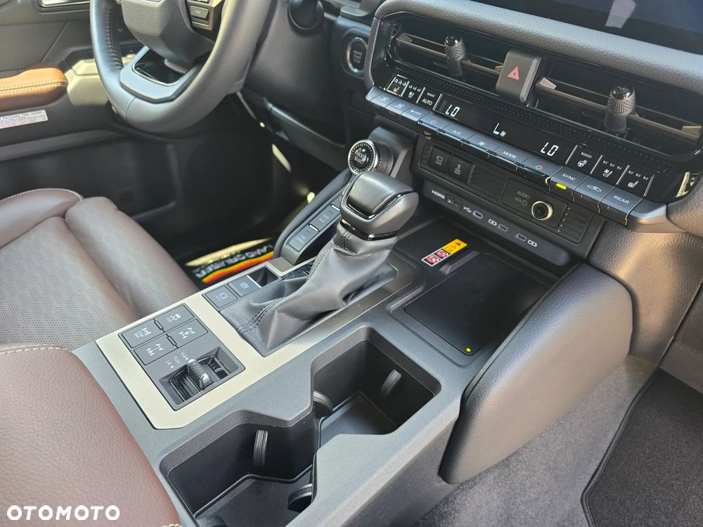 Toyota Land Cruiser LC 2.8 D-4D First Edition - 22