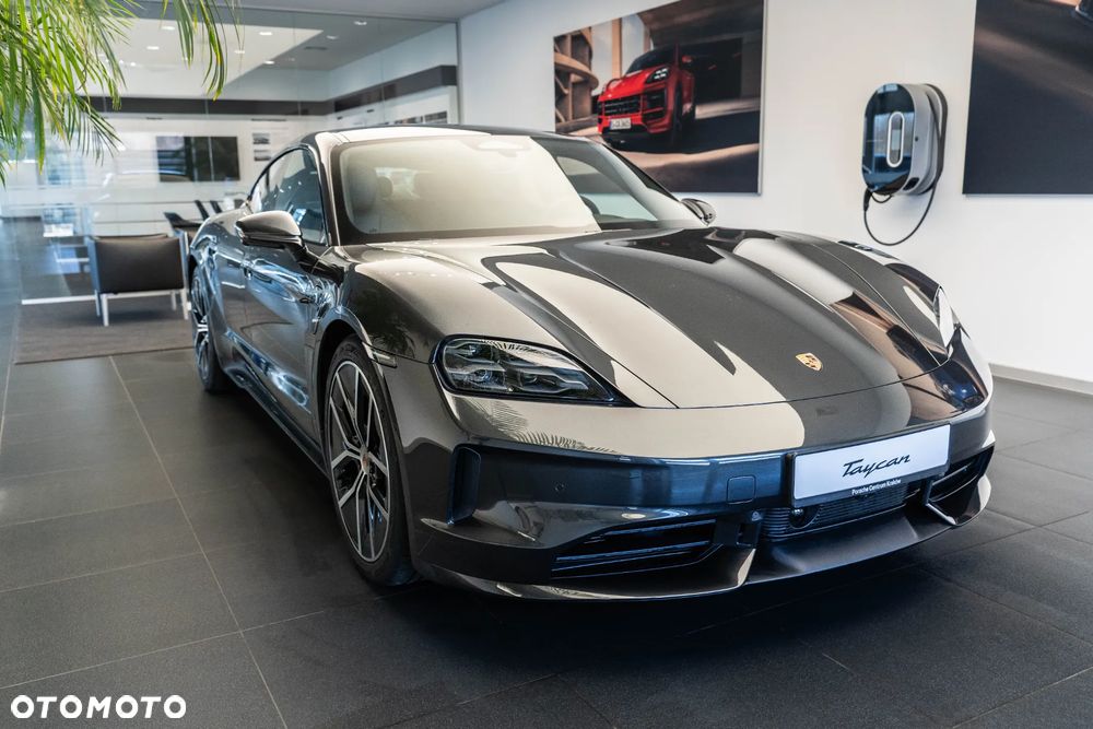 Porsche Taycan 105kWh 4S Black Edition - 7