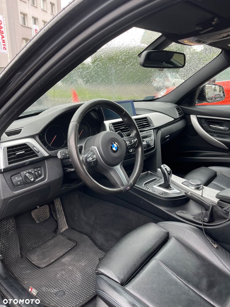 BMW Seria 3 320d xDrive M Sport - 15