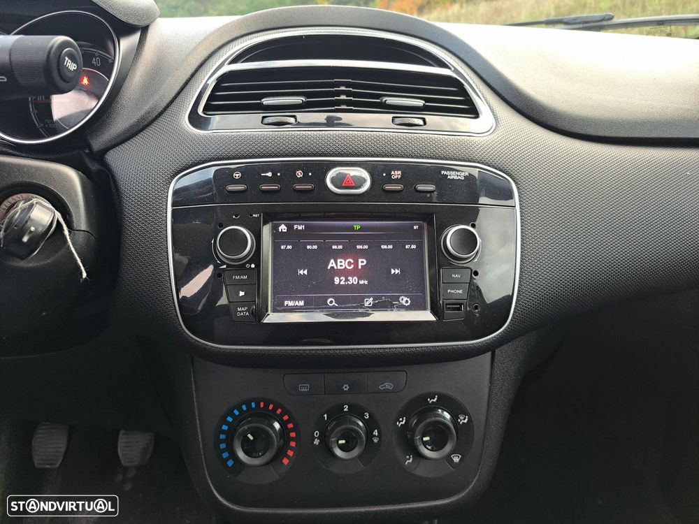 Fiat Punto 1.3 M-Jet Lounge S&S - 20