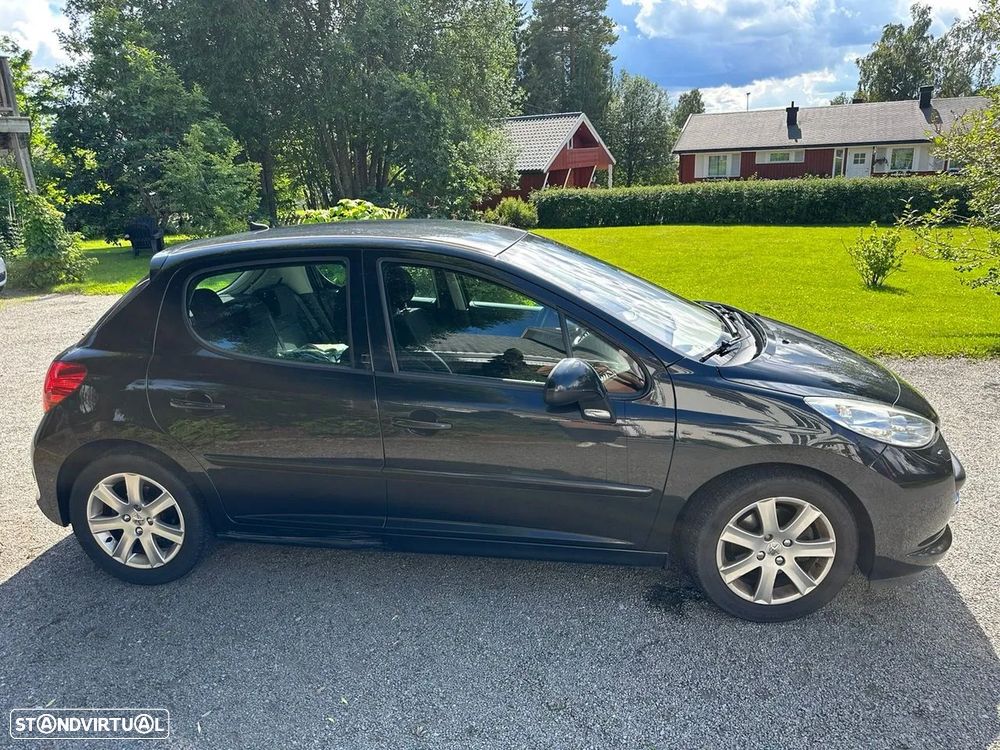 Peugeot 207 - 2