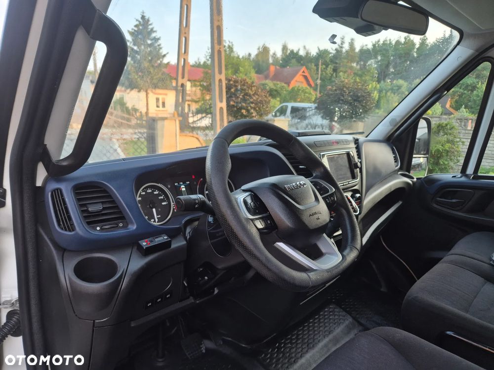 Iveco DAILY 40C18 FIRANKA HIMATIC KLIMA LEDY WINDA PNEUMATYKA - 25