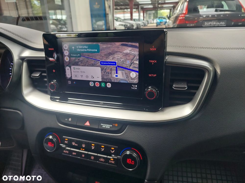 Kia Ceed - 37