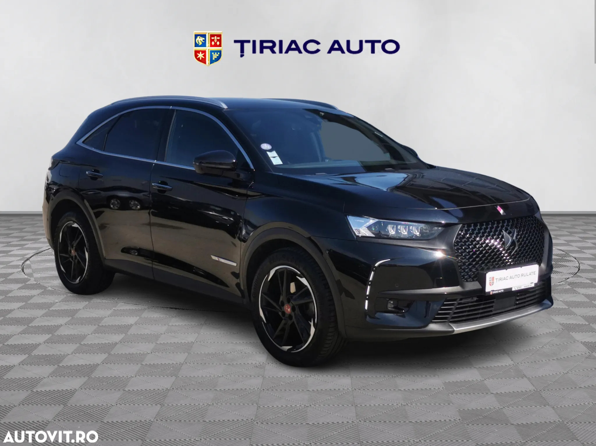 DS Automobiles DS 7 Crossback DS7 1.6 PHeV AWD 300 EAT8 PERFORMANCE LINE + - 8