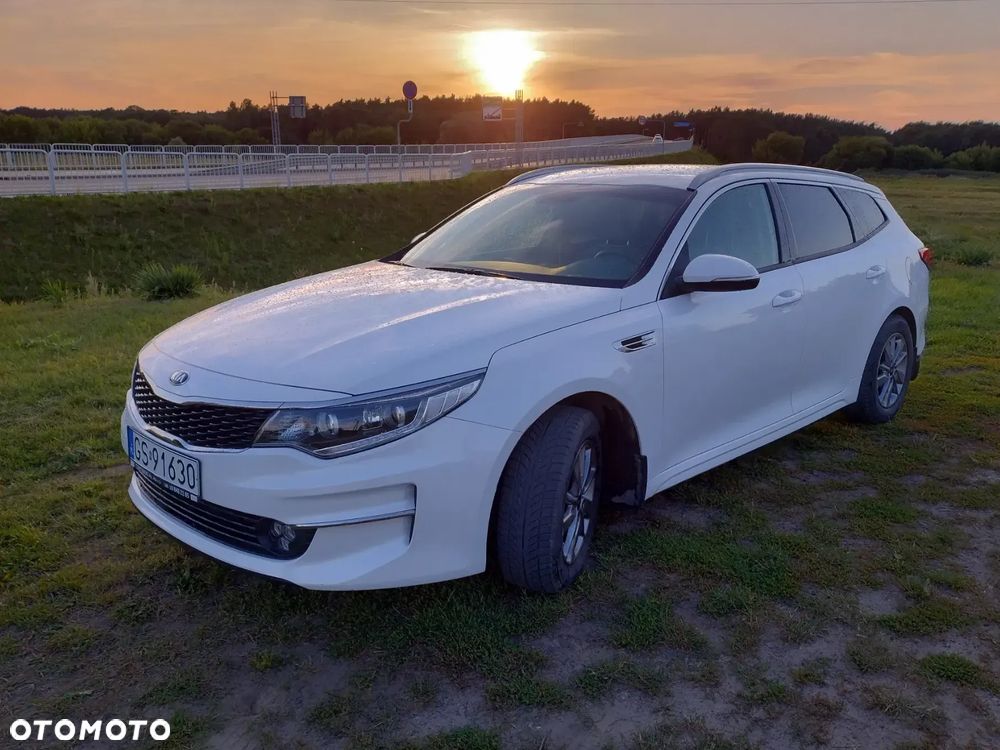 Kia Optima - 14