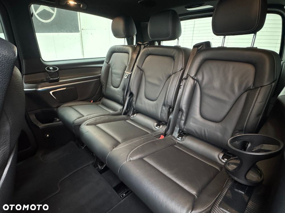 Mercedes-Benz Klasa V - 17