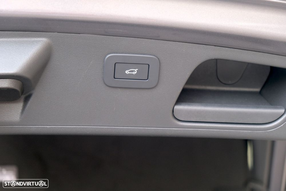 Jaguar E-Pace 1.5 P300e R-Dynamic S AWD Aut. - 40