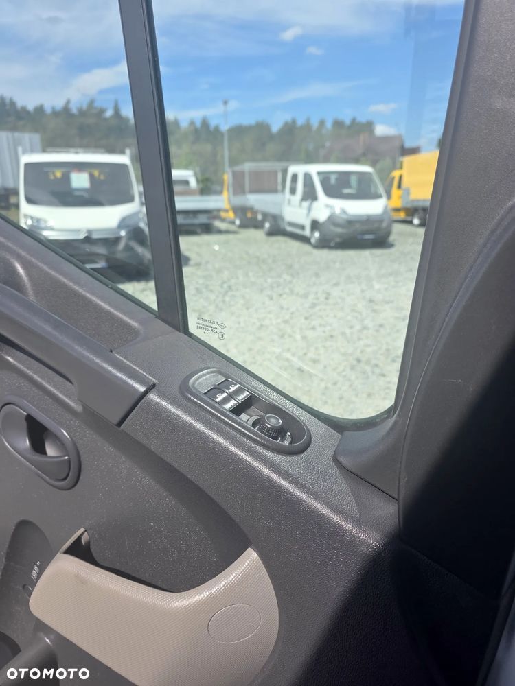 Renault MASTER 2,3 DCI 165 KONNA DOKA BRYGADÓWKA 7 OSOBOWA 3,4M SKRZYNIA KLIMA 146T/KM PRZEBIEGU GWARANCJA BLIŻNIAKI DO 3,5T - 16