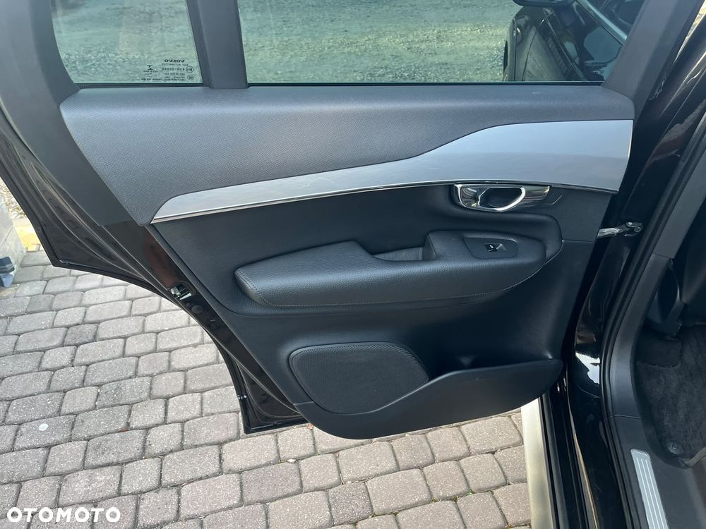 Volvo XC 90 D5 AWD Momentum 7os - 15