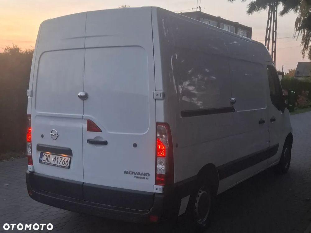Opel Movano