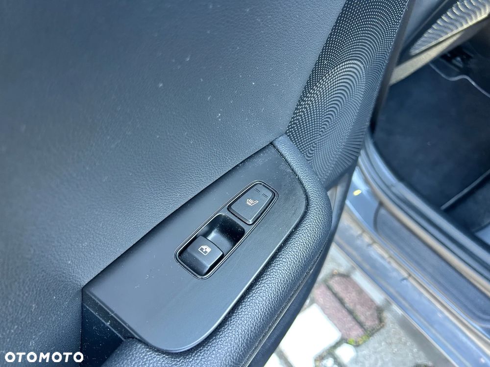 Kia Ceed - 21