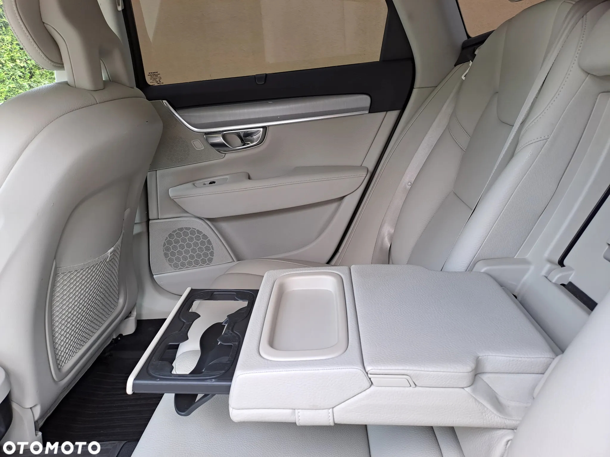 Volvo XC 70 - 13