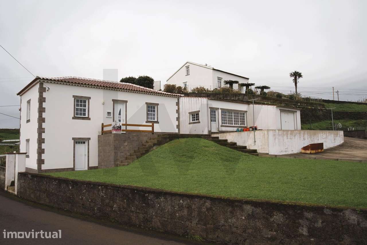 Fantástica moradia T2 - Santo Espírito - Santa Maria - Grande imagem: 3/25