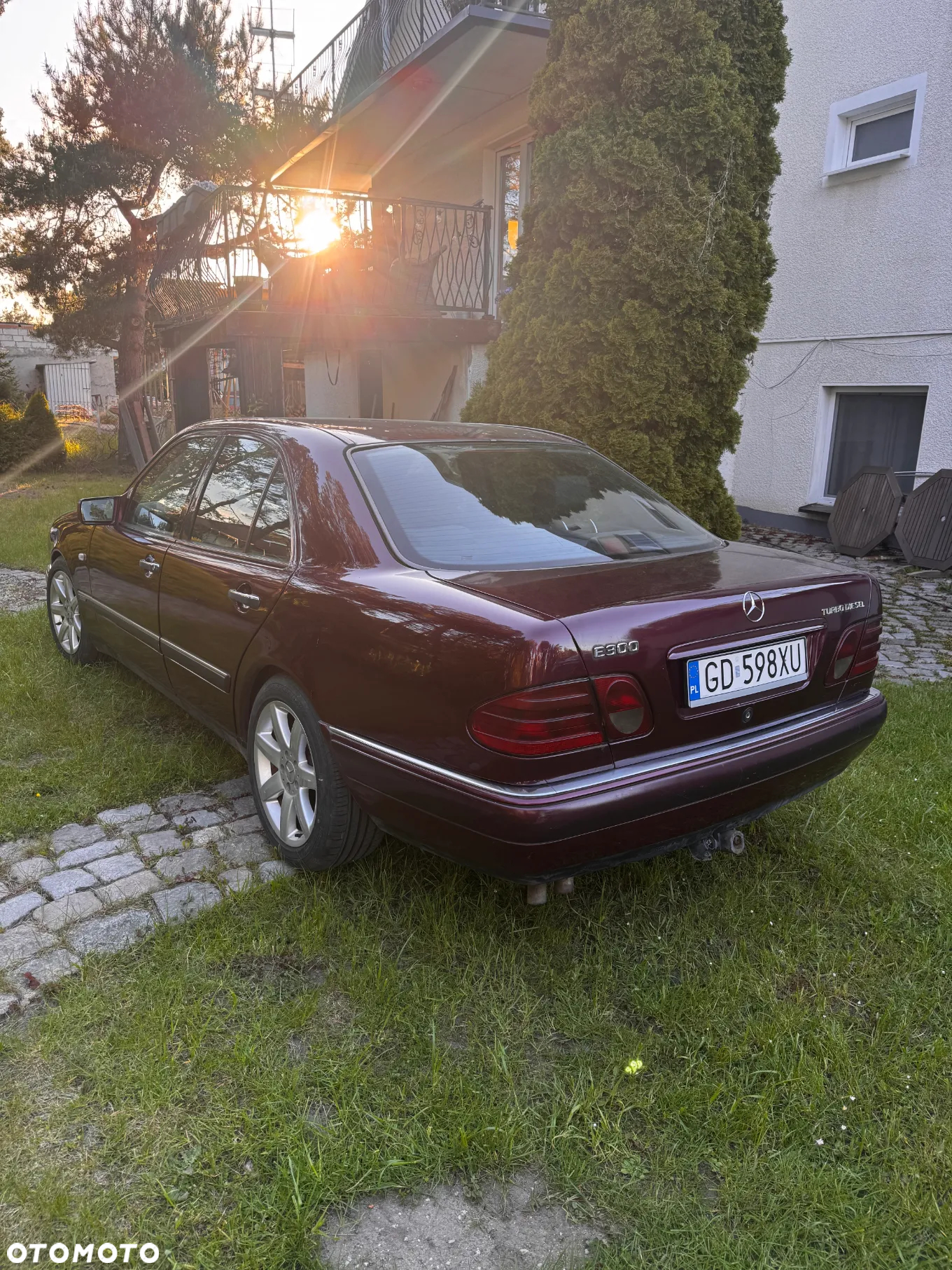 Mercedes-Benz Klasa E 300 TD Elegance - 6