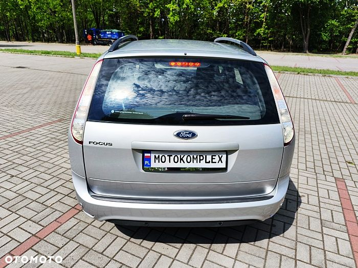 Ford Focus - 10
