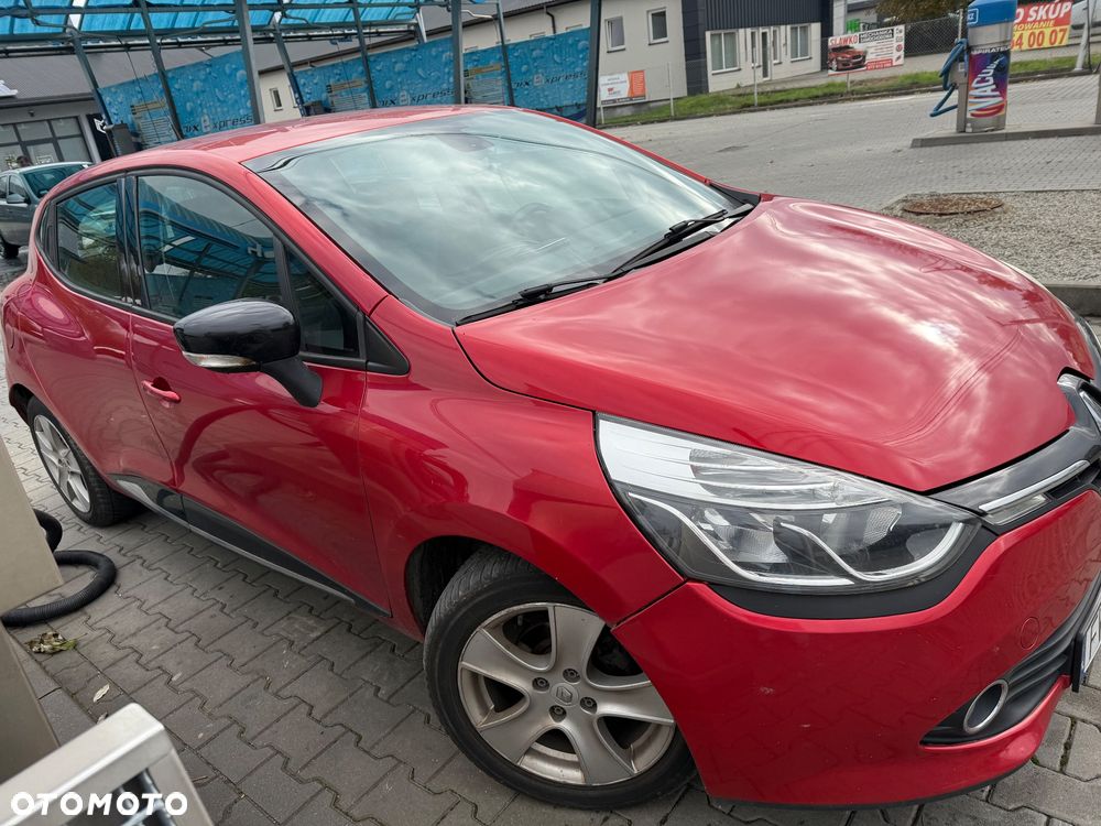 Renault Clio - 2