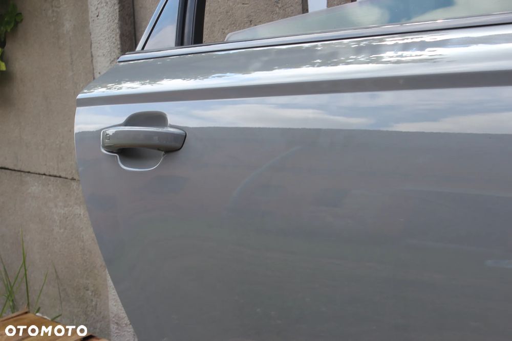 DRZWI TYLNE PRAWE AUDI A6 C7 AVANT LY7C 2017 - 10