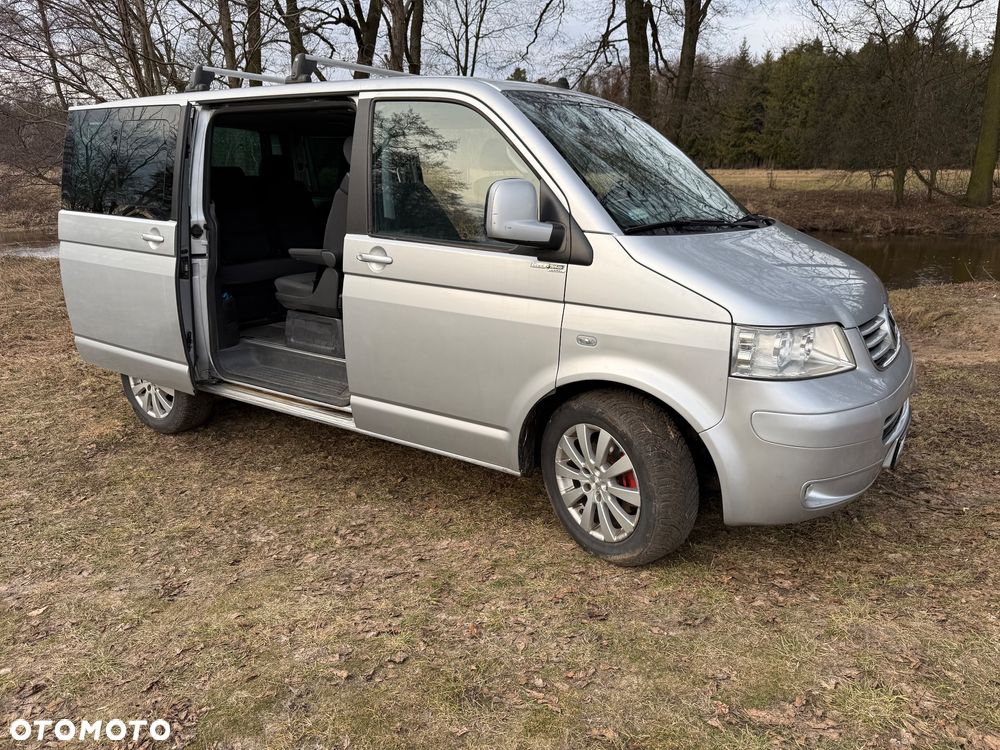 Volkswagen Multivan - 30