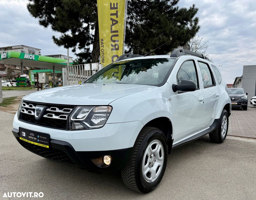 Dacia Duster 1.6 4x4 Laureate - 1