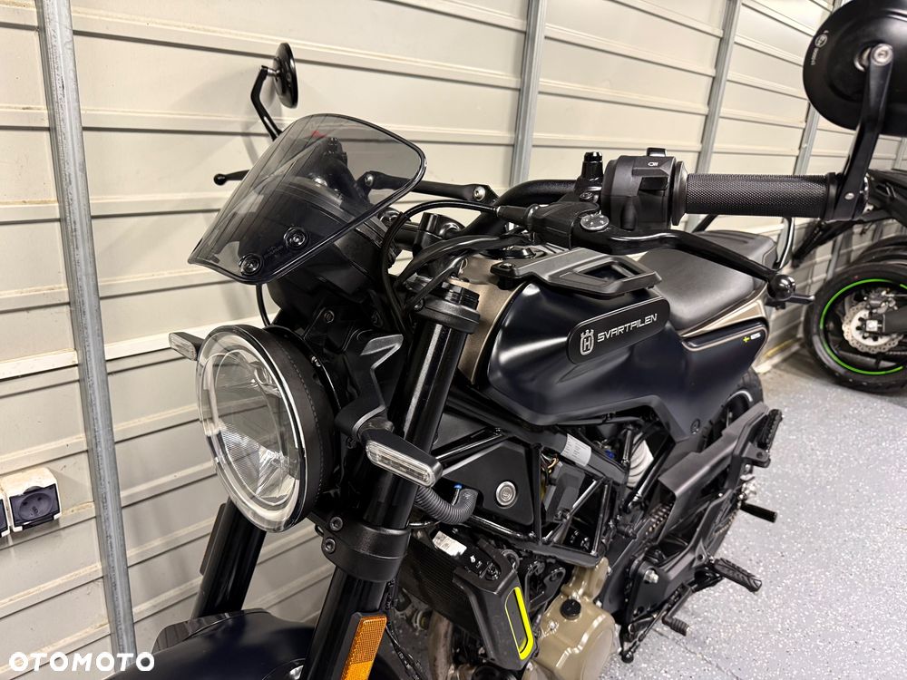 Husqvarna Svartpilen - 17