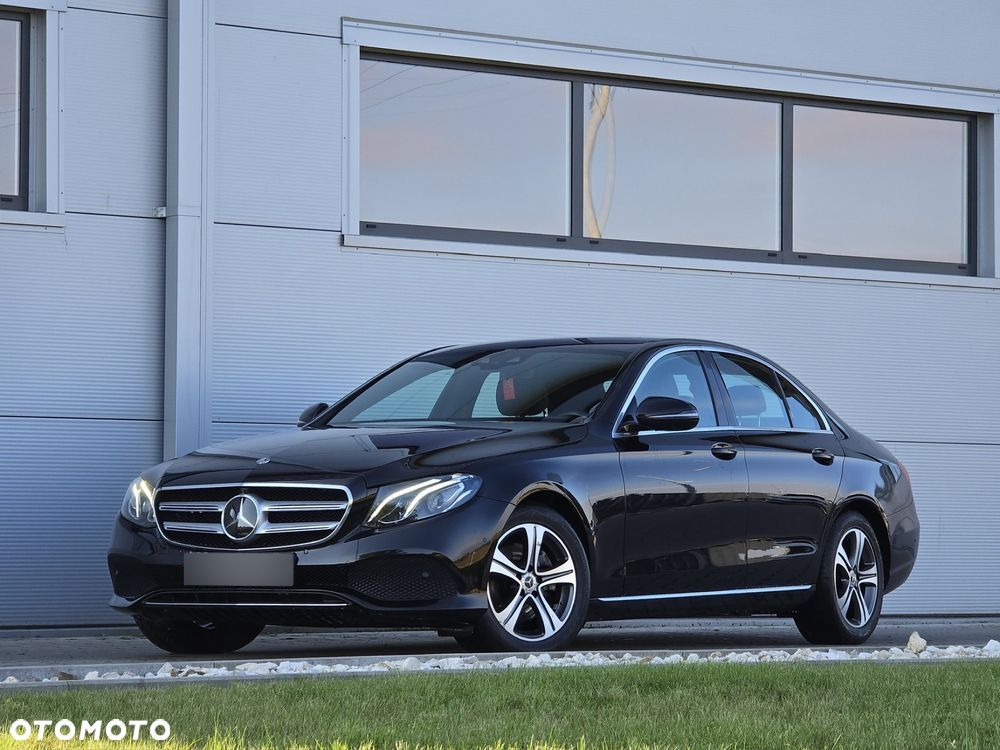 Mercedes-Benz Klasa E 250 9G-TRONIC - 19