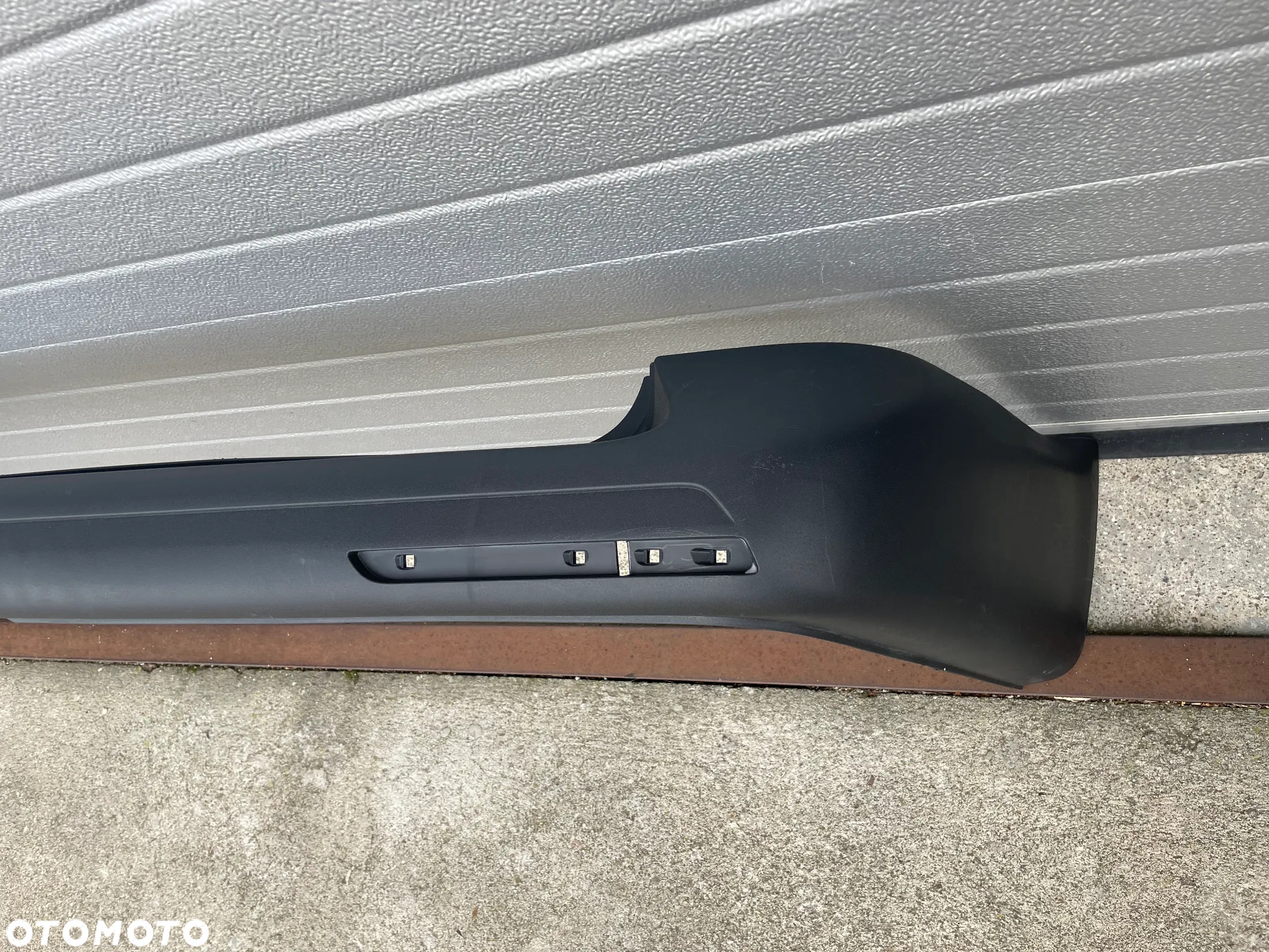 ZDERZAK TYLNY VW T5 LIFT 2011-2015 - NOWY - 2