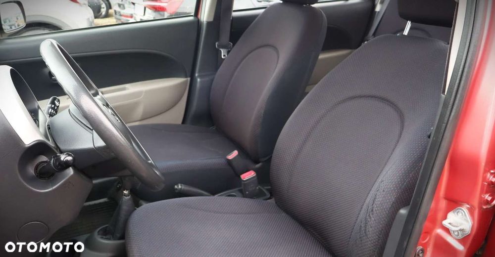 Daihatsu Sirion - 14