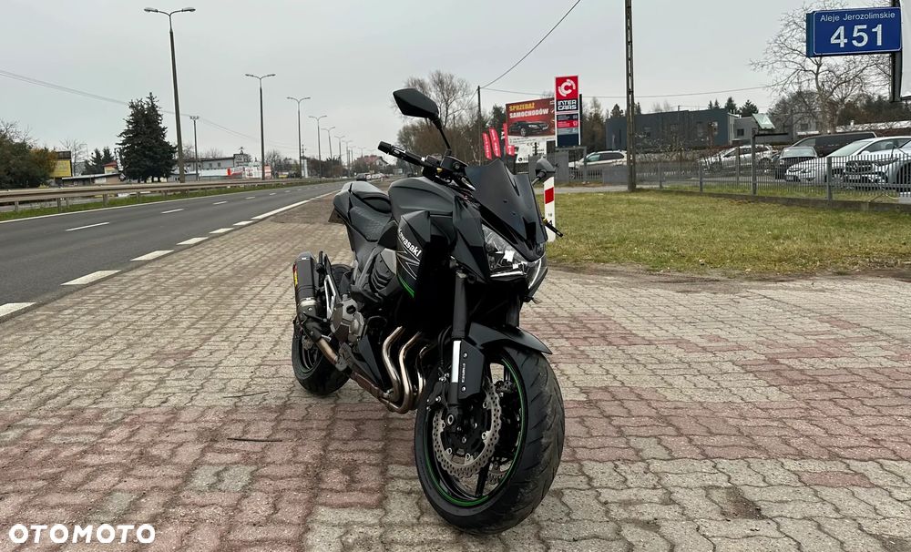 Kawasaki Z - 8