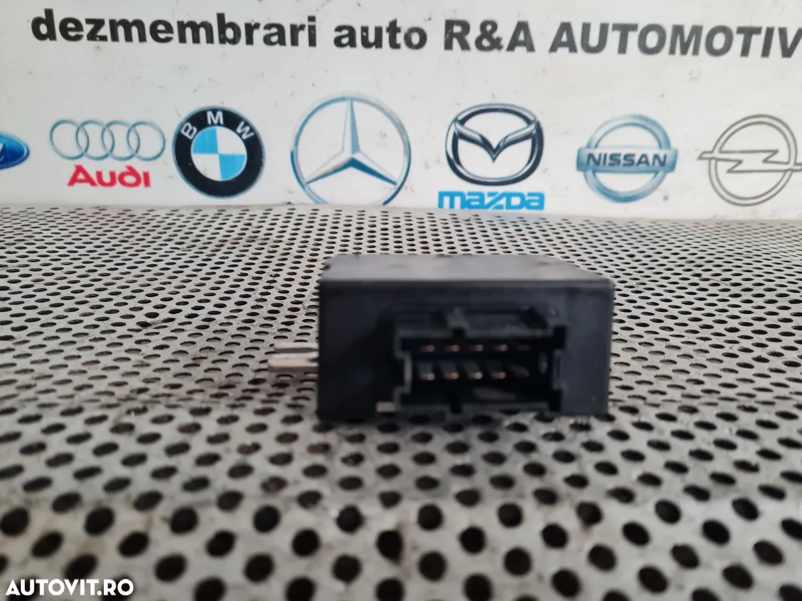 Releu Pompa Combustibil Bmw X1 X2 F39 F48 Seria 2 F45 F46 Mini F55 F56 F57 F60 2.0 D B47 Cod 9494391 Sub 10.000 Km - Dezmembrez Mini / Bmw - Dezmembrari Arad - 2