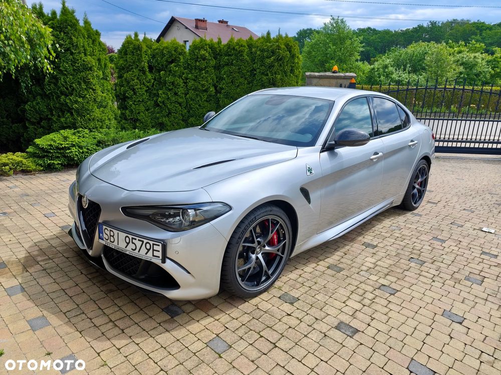 Alfa Romeo Giulia 2.9 V6 Bi-Turbo AT8 Quadrifoglio - 2