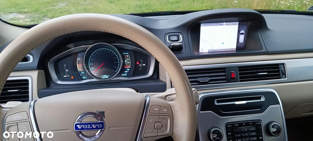 Volvo XC 70 D4 AWD Summum - 10