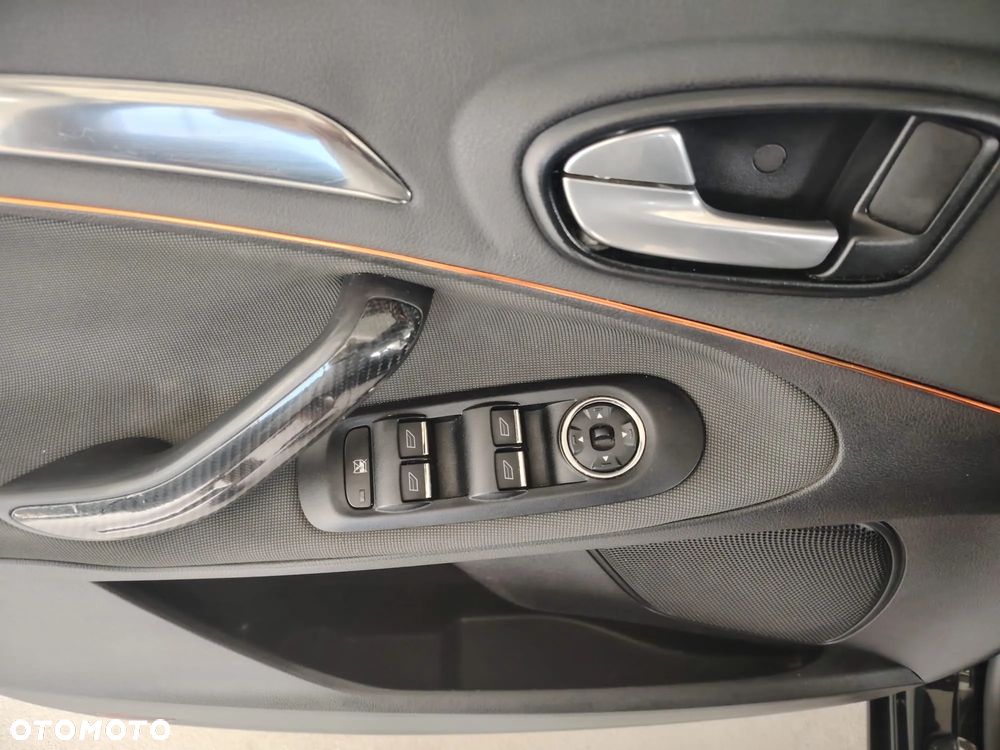 Ford S-Max - 21