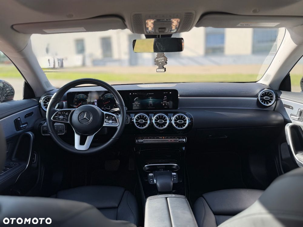 Mercedes-Benz CLA 250 AMG Line 7G-DCT - 8