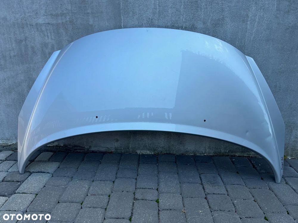MASKA POKRYWA SILNIKA PEUGEOT 207 SREBRNA
