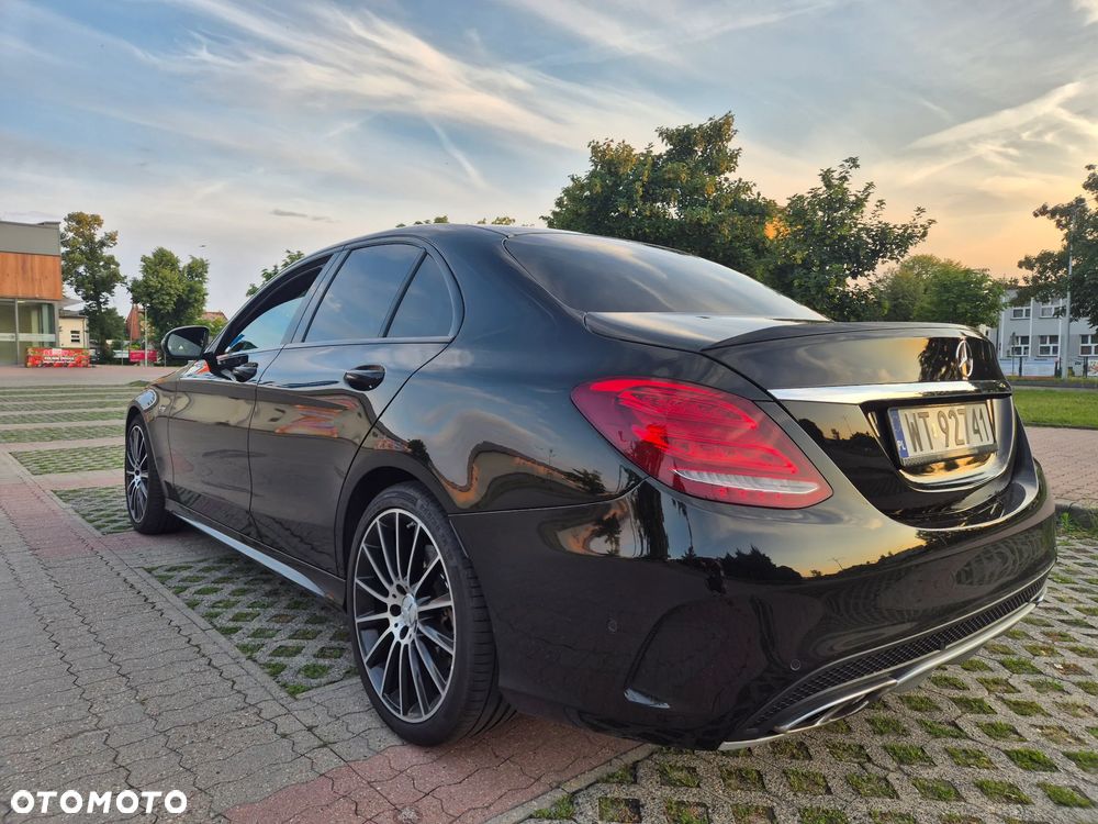 Mercedes-Benz Klasa C AMG 43 4-Matic - 10